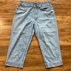 Eddie Bauer Light Wash Cropped Ankle Pant